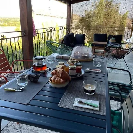 Mas De L'arceau Сasa de vacaciones *
